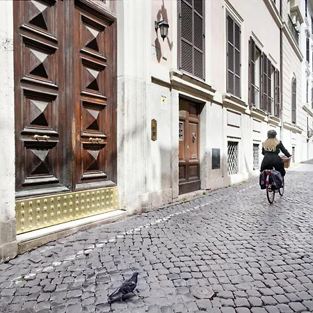 Feriehus Trasteverehome - Artists Loft With Private Parking In Trastevere Rom