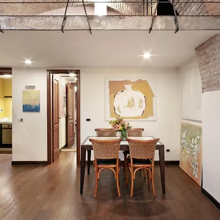 Feriehus Trasteverehome - Artists Loft With Private Parking In Trastevere