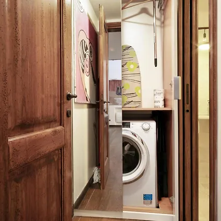 Trasteverehome - Artists Loft With Private Parking In Trastevere