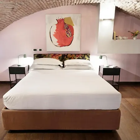 Trasteverehome - Artists Loft With Private Parking In Trastevere