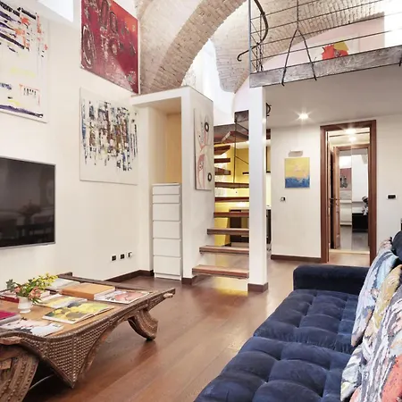 Trasteverehome - Artists Loft With Private Parking In Trastevere * Rom